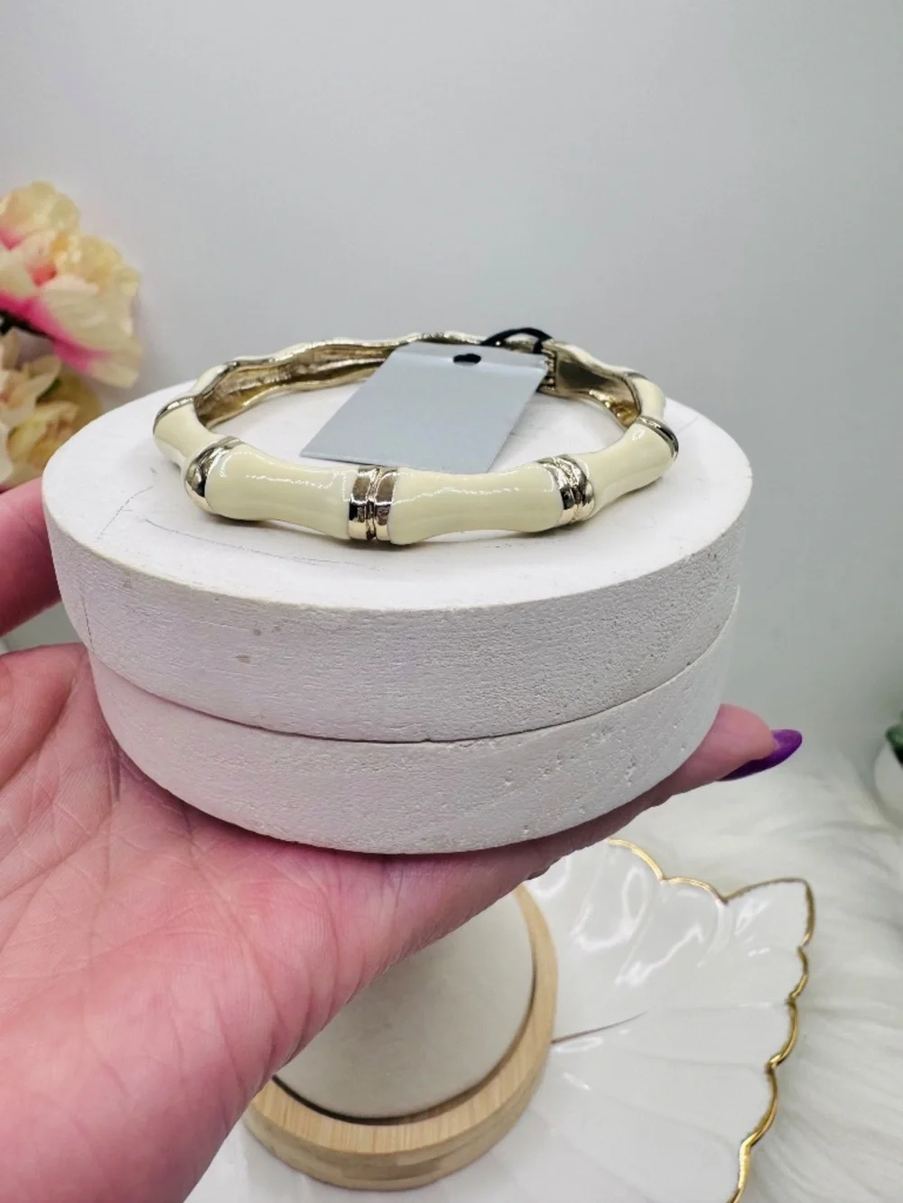Sequin Cream Bamboo Style Hinged Bangle Bracelet Gold Tone Elegant